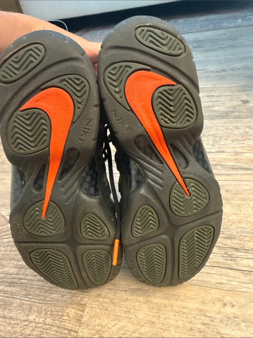 Nike bold men’s